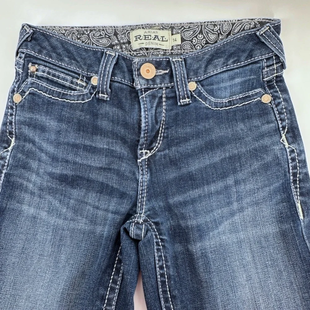 Ariat REAL Bootcut Jeans Kids Size 14 Blue Dark Wash Contrast Stitching - Picture 6 of 16